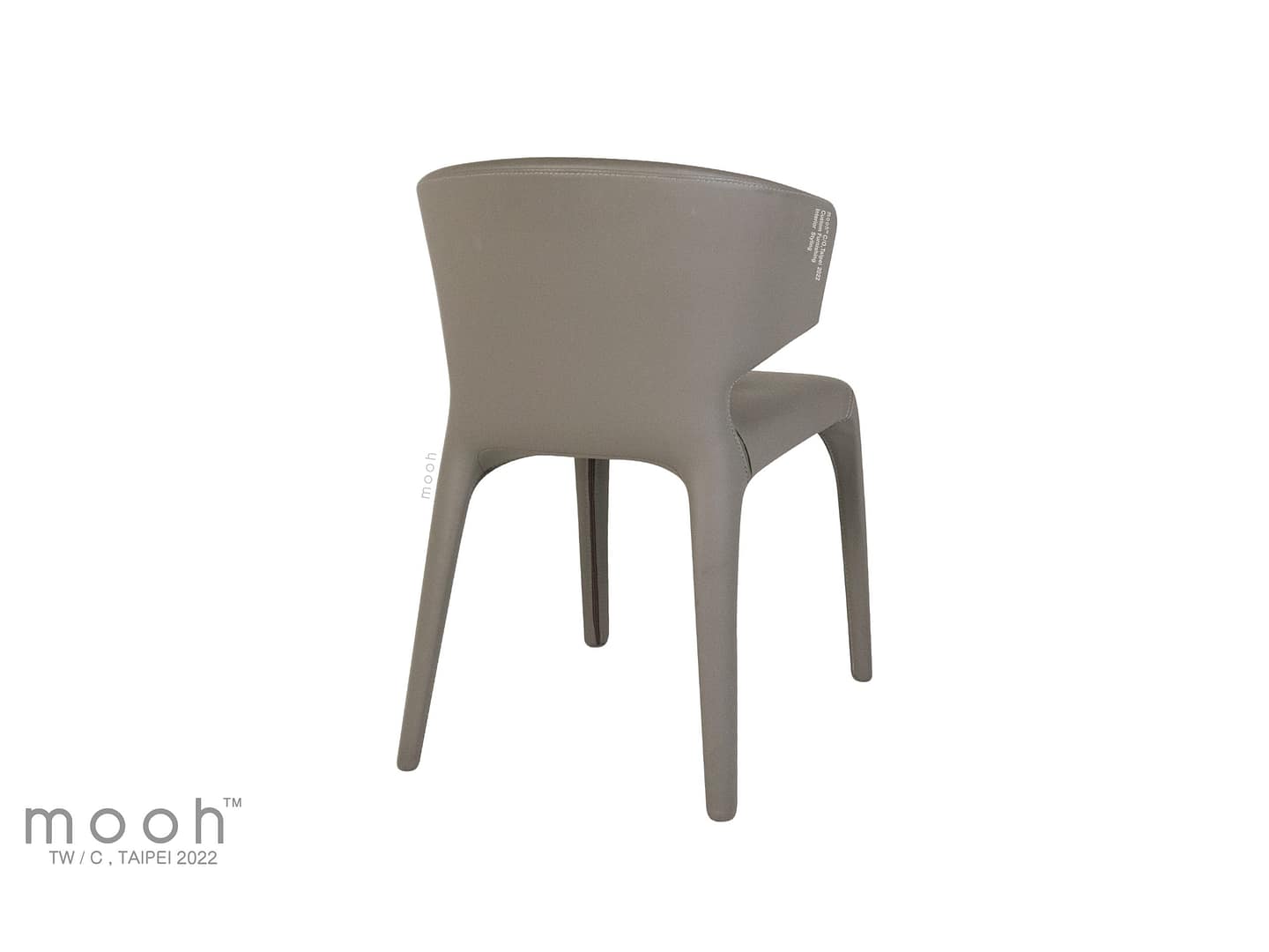 芙尼｜扶手餐椅｜mooh Living 流行設計家具・墨禾製作