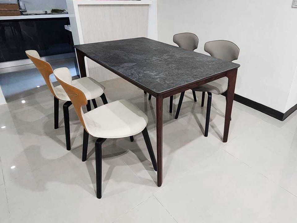 布登 I｜無扶手餐椅｜mooh Living 流行設計家具・墨禾製作