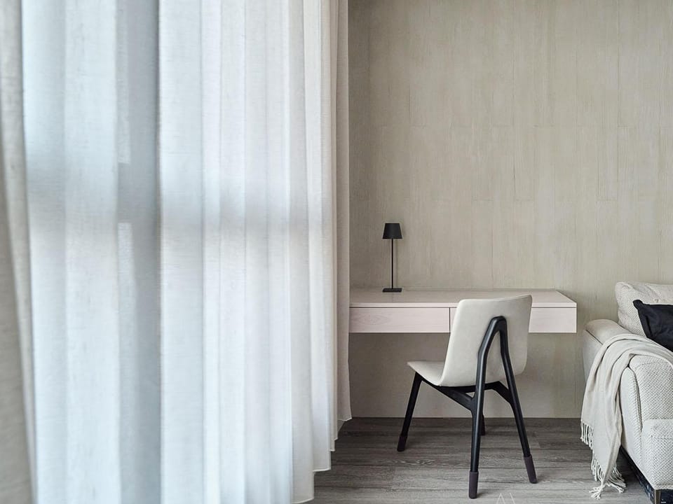 尼克｜無扶手餐椅｜mooh Living 流行設計家具・墨禾製作